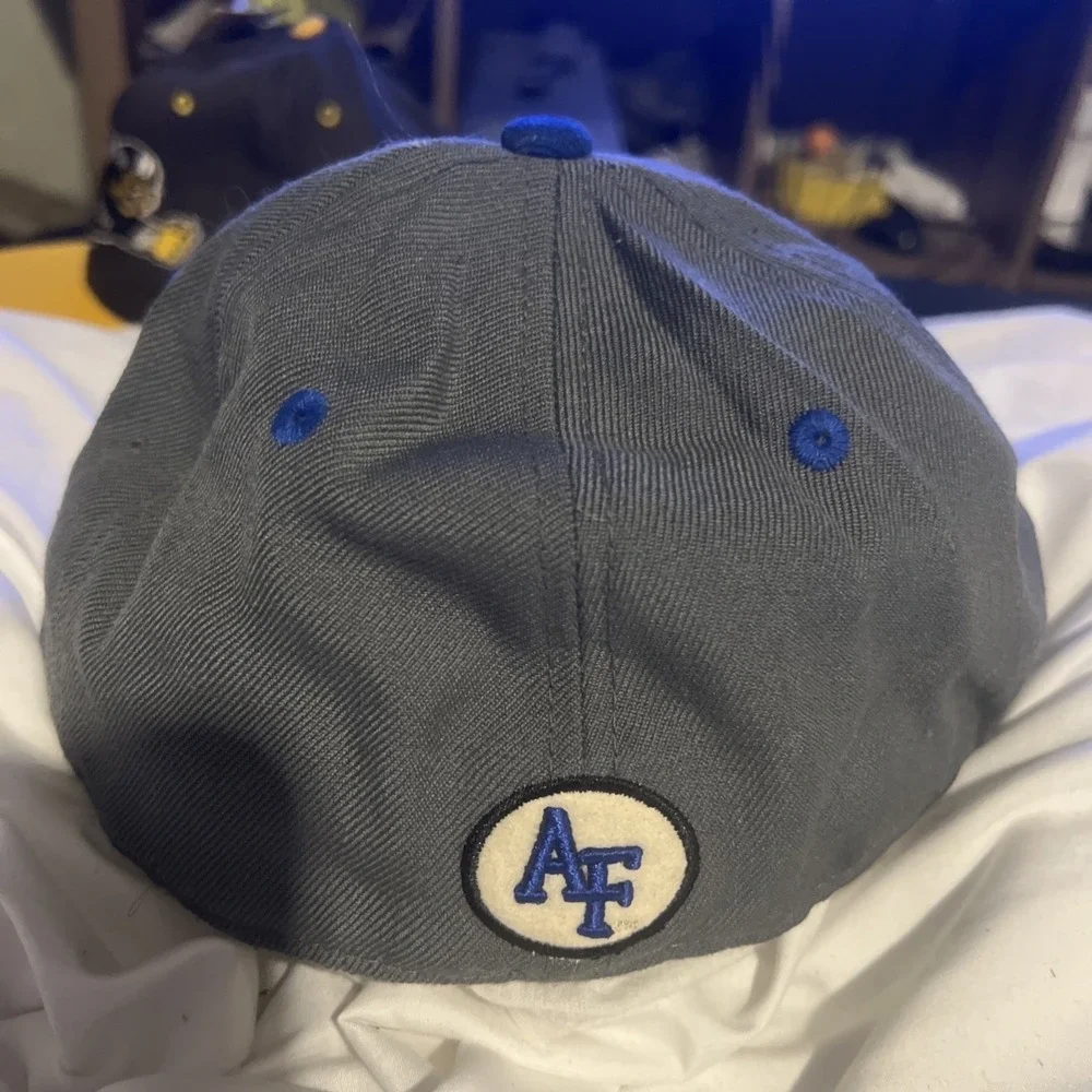Vintage 90s Top Of The‎ World TOW Air Force Falcons fitted Hat Cap Y2K